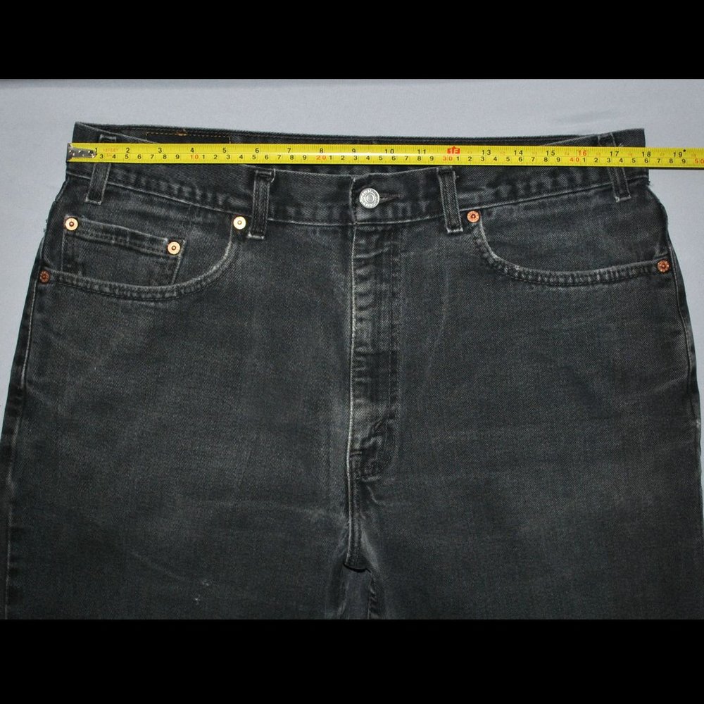 Vintage Levi's 550 Jeans Size 38 Black Relaxed Fit Made In USA - Picture 9 of 12